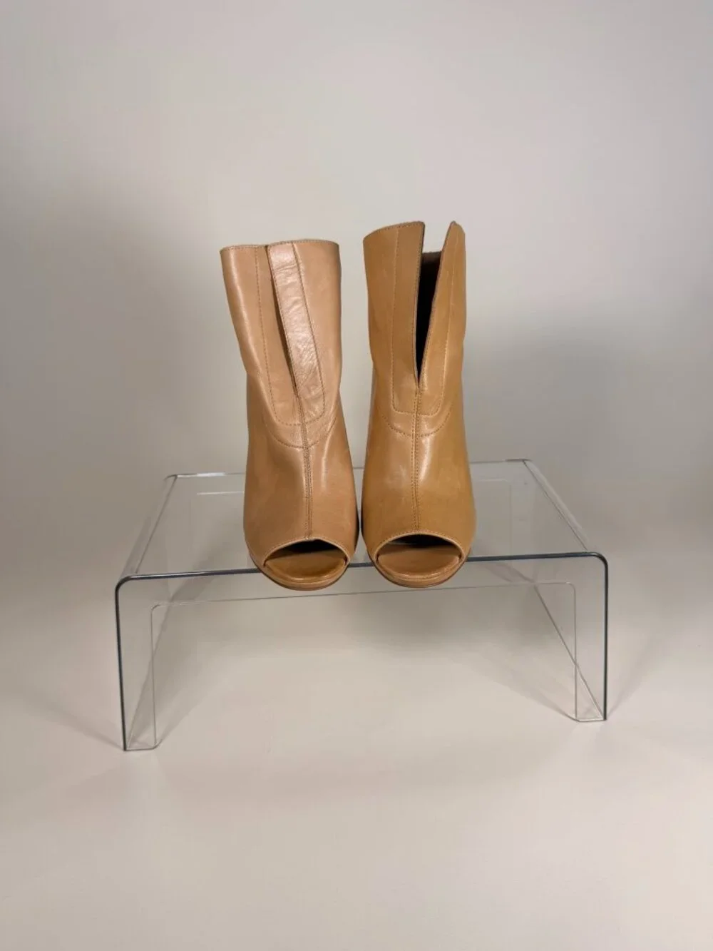 Vince Camuto Tan Leather Peep Toe Stiletto Ankle Booties Sz 10